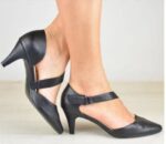 Pointed Stiletto Heel Hollowed Sandals Women - Image 3