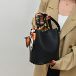 Shoulder Crossbody Casual High-End Commuter Tote Bag - Image 3