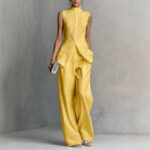 Fashionable Slim-fit Sleeveless Solid-color Top Wide-leg Pants Two-piece Set - Image 2